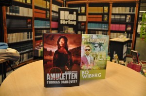 Två Hoi-titlar: Den thailändska amuletten och RivieraRuffel.